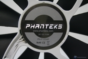 00042 pHANTEKS_MONOTORRE